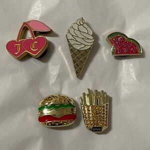 ✨CROCS Bundle of 5 metal charms - NWOT✨